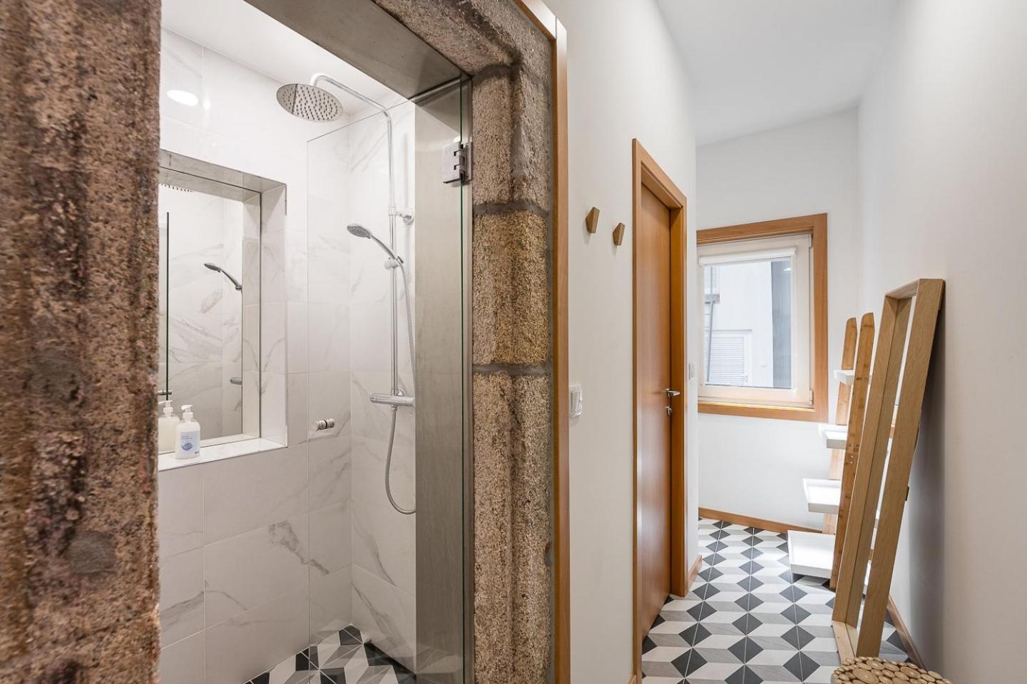 Guestready - Bright Duplex In Downtown Hotel Порто Екстериор снимка